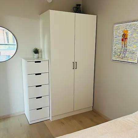 Modern With Kitchen & Balkony * 오슬로