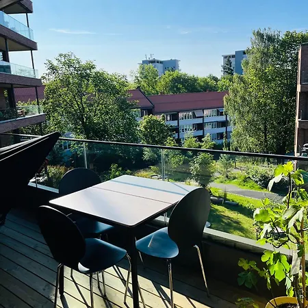 Modern With Kitchen & Balkony 아파트 *